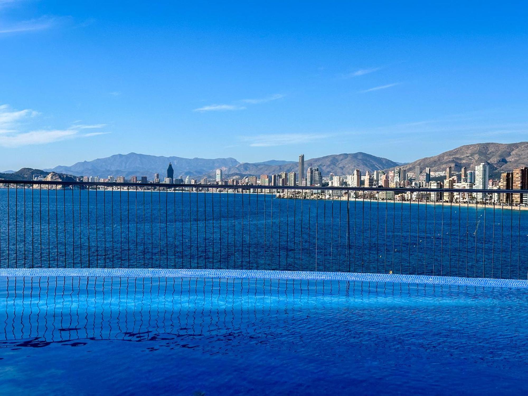 Gemelos 28 Balcon Al Mediterraneo Benidorm Exterior photo